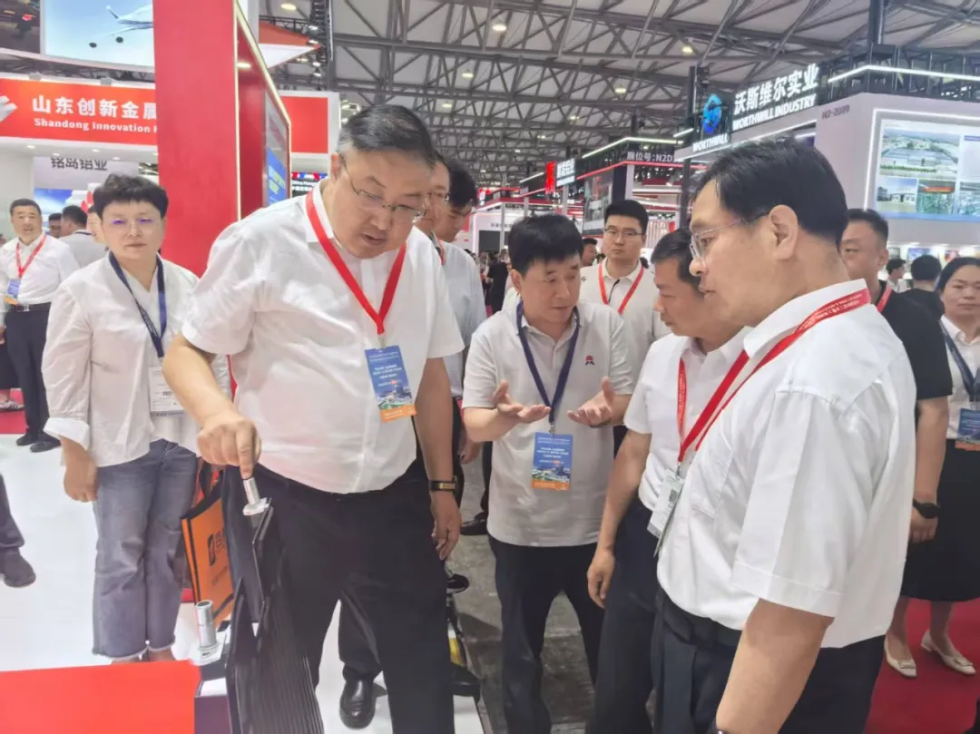 明泰鋁業(yè)閃耀亮相2025中國國際鋁工業(yè)展覽會(huì) 明泰鋁業(yè)閃耀亮相2025中國國際鋁工業(yè)展覽會(huì)