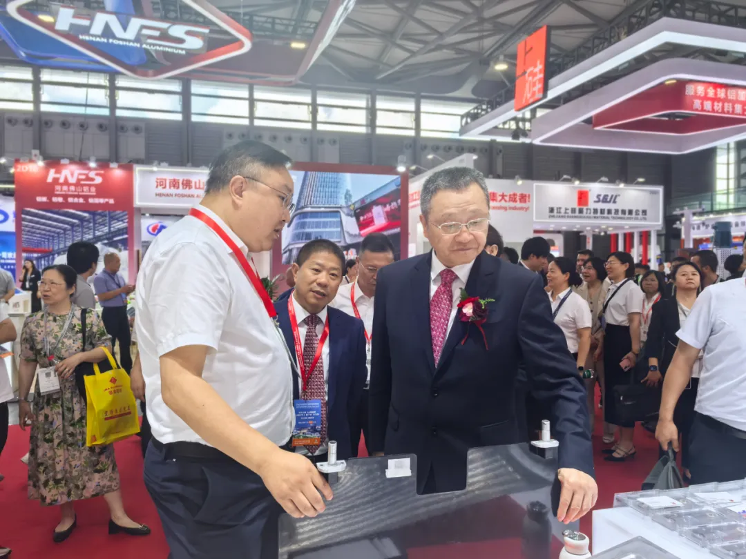 明泰鋁業(yè)閃耀亮相2025中國國際鋁工業(yè)展覽會(huì) 明泰鋁業(yè)閃耀亮相2025中國國際鋁工業(yè)展覽會(huì)